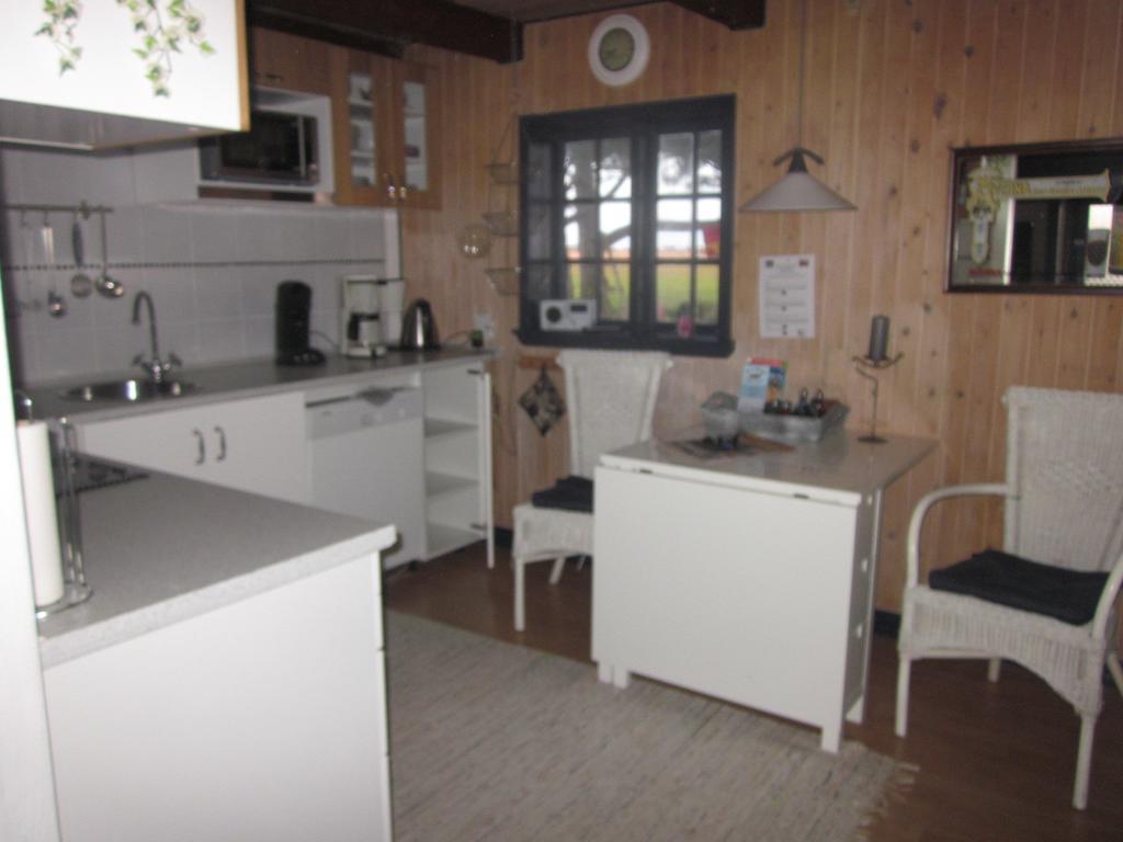 Apartment Holmsland ヴィデ・サンデ 部屋 写真